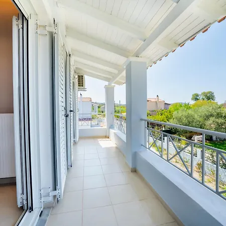 Rena's * Perama (Corfu)
